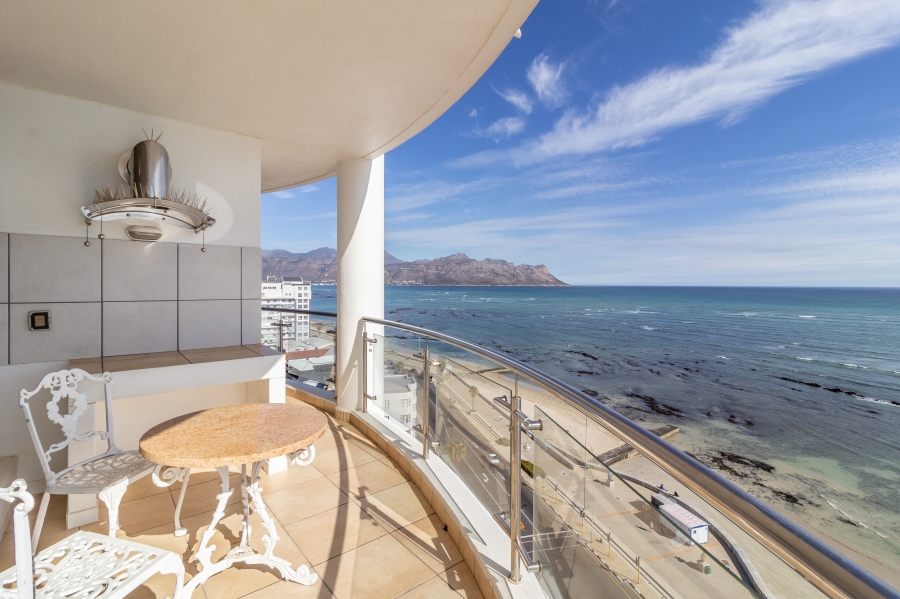 To Let 3 Bedroom Property for Rent in Strand Central Western Cape